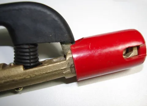 Porte électrodes à pince 400/500 Amp - GYS
